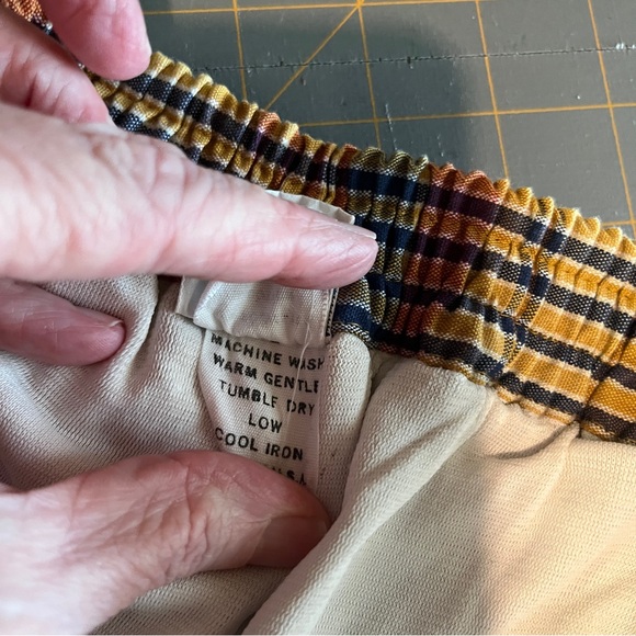 70s Plaid Board shorts Bathing suit Mens Unisex Brentwood stretches to 32" - Picture 8 of 9